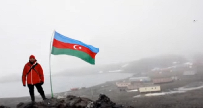 156 ölkədə bayrağımızı qaldıran azərbaycanlı - Video